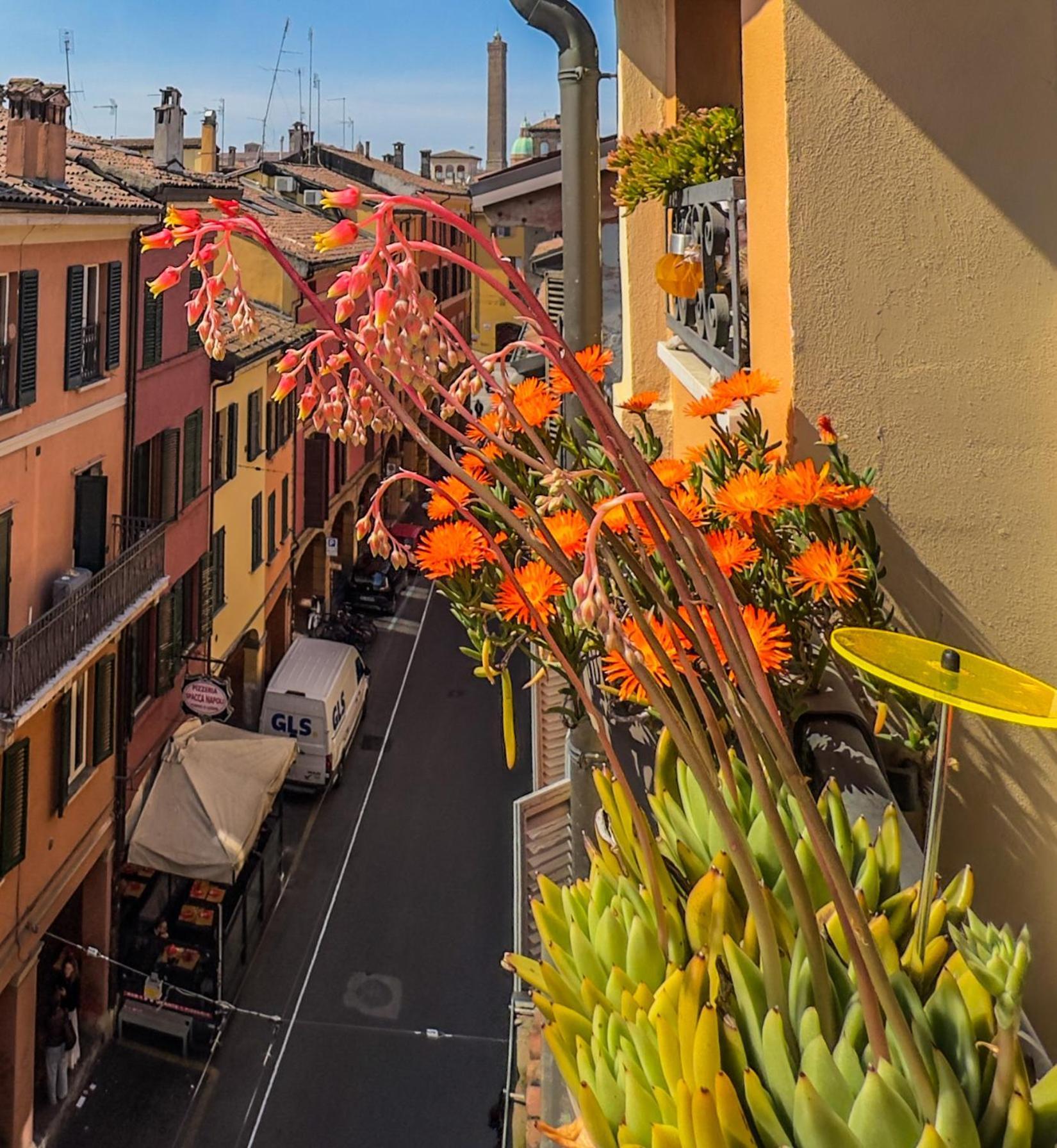 Healthy Flat Bologna - Tower Skyline View Apartment Exterior photo